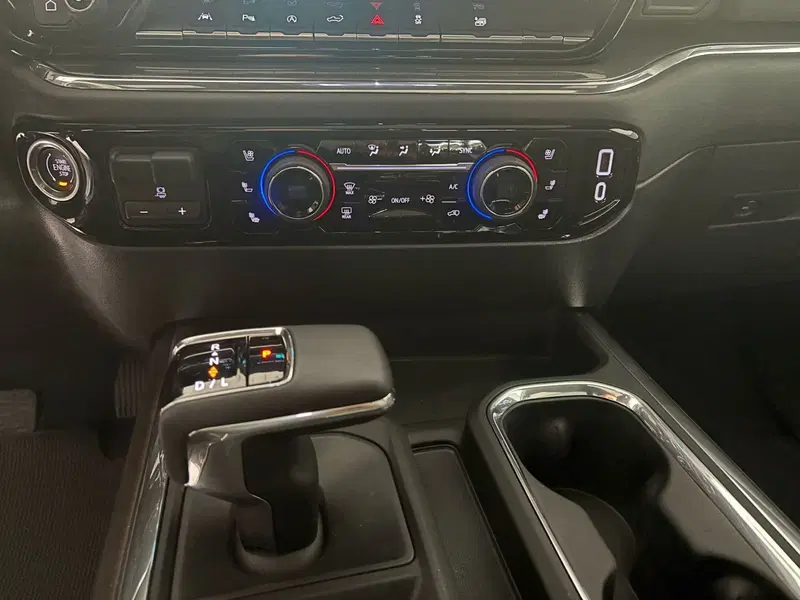 Chevrolet Silverado nuova a Monza e Brianza (18)