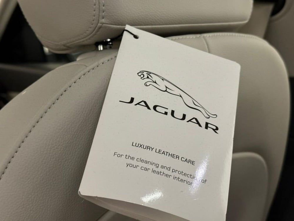 Jaguar E-Pace usata a Novara (12)