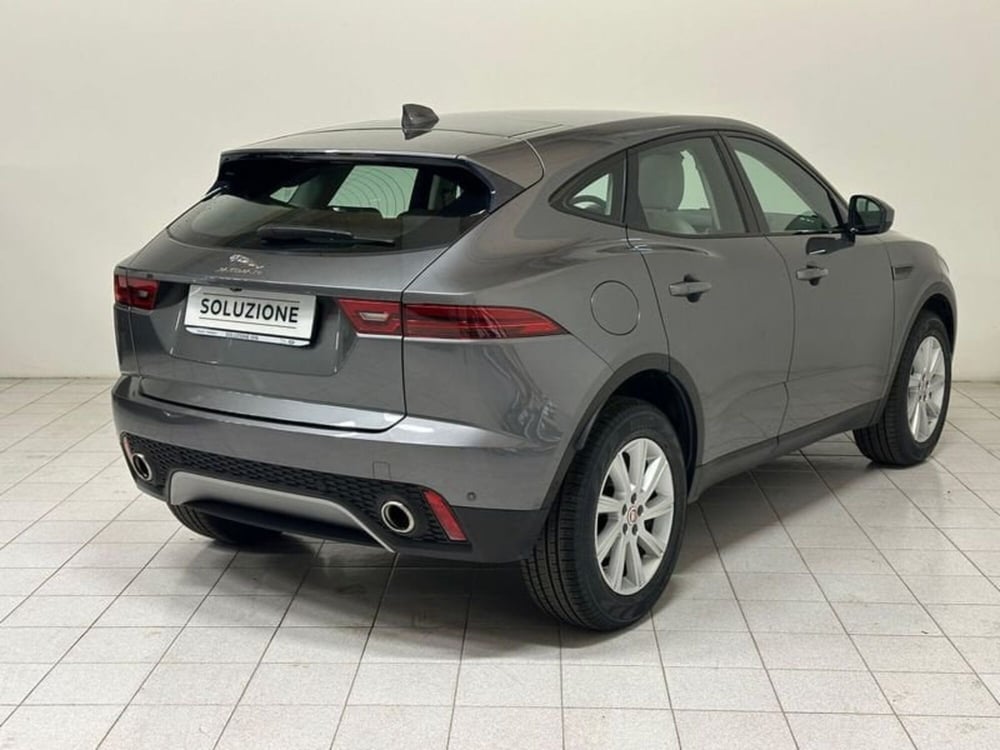 Jaguar E-Pace usata a Novara (2)
