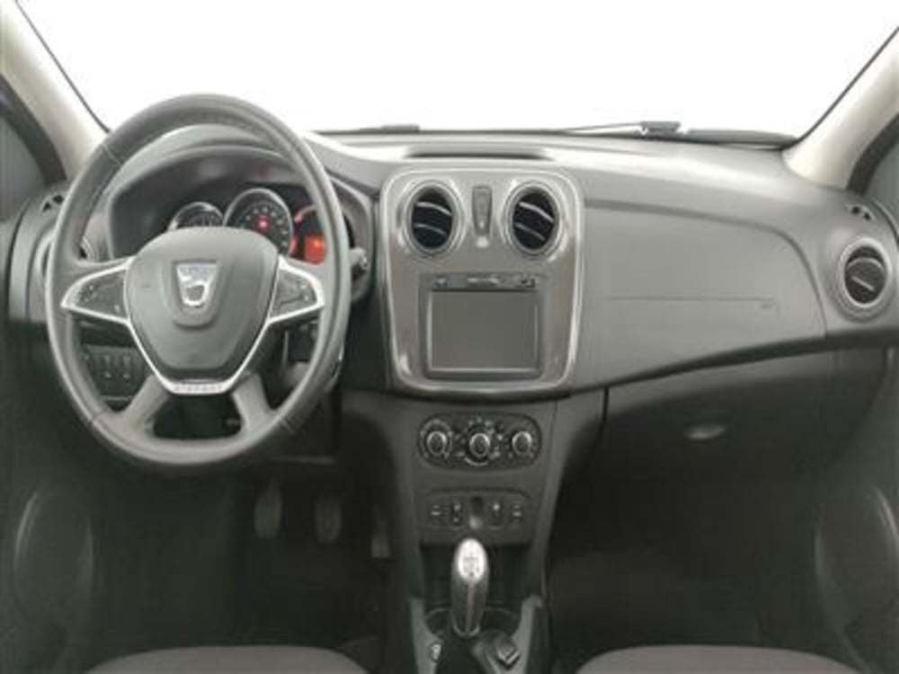 Dacia Sandero usata a Bari (15)
