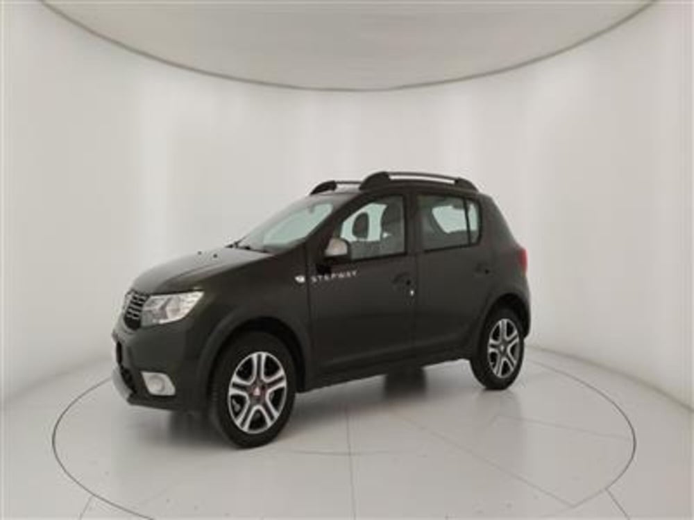 Dacia Sandero usata a Bari (2)