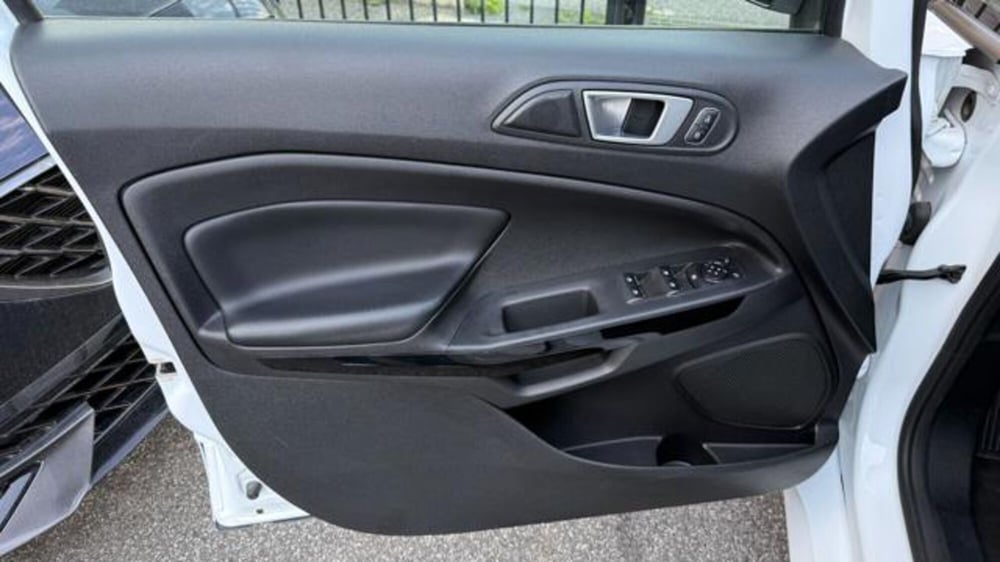 Ford EcoSport usata a Roma (19)