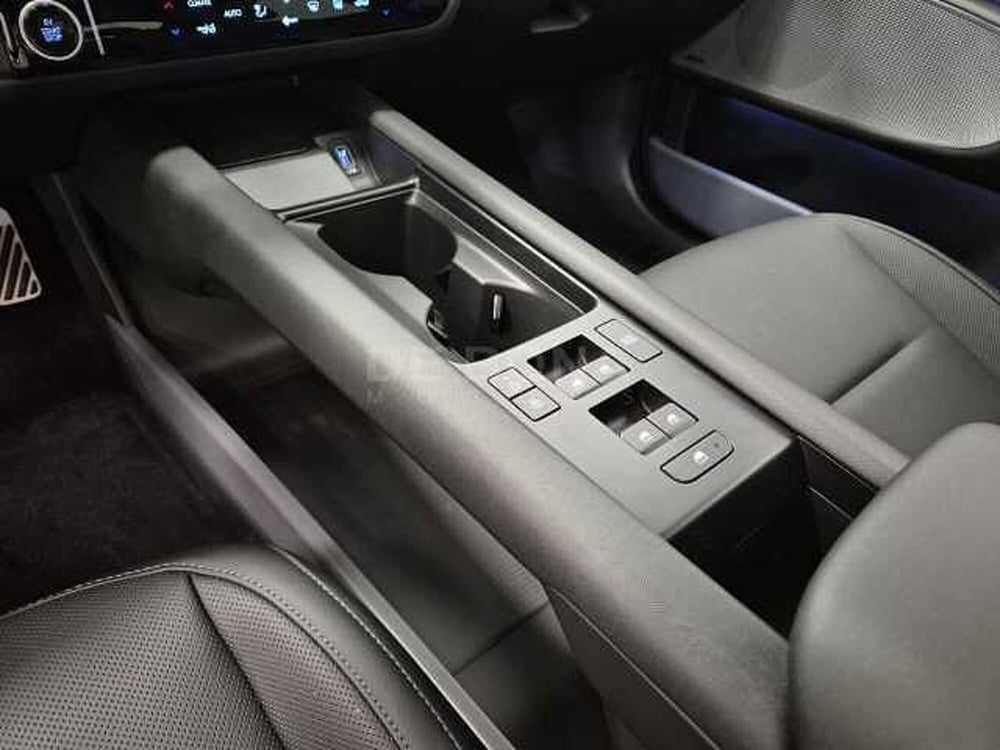 Hyundai Ioniq 6 nuova a Vicenza (12)
