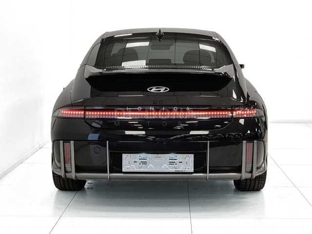 Hyundai Ioniq 6 nuova a Vicenza (4)
