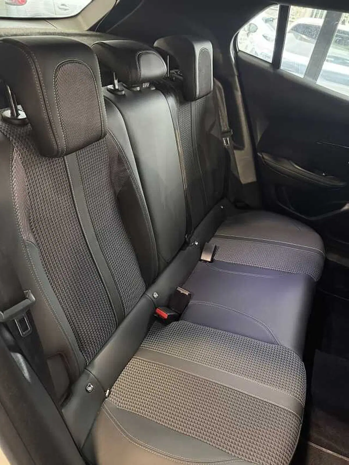 Peugeot 2008 usata a Lecce (14)