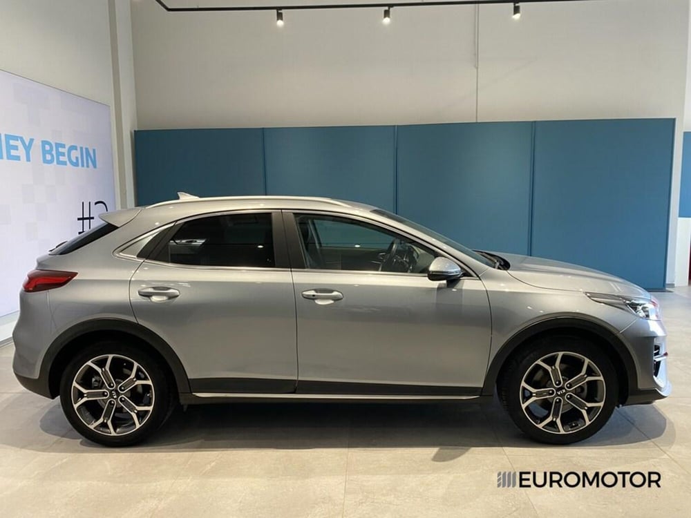 Kia XCeed usata a Bari (6)