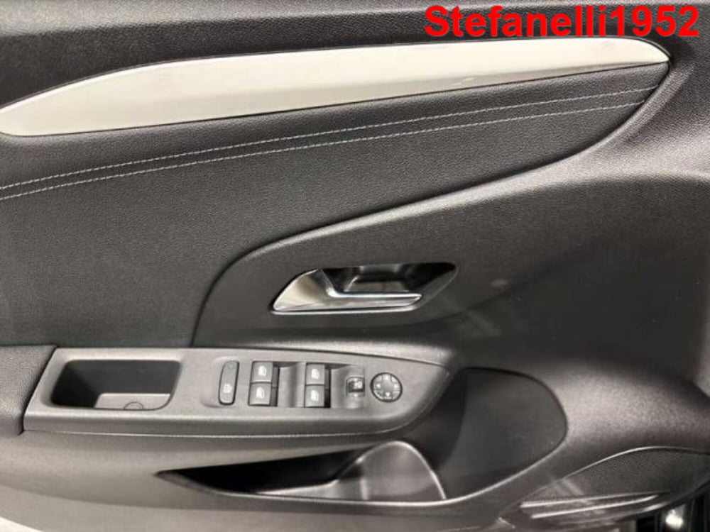 Opel Corsa nuova a Bologna (10)
