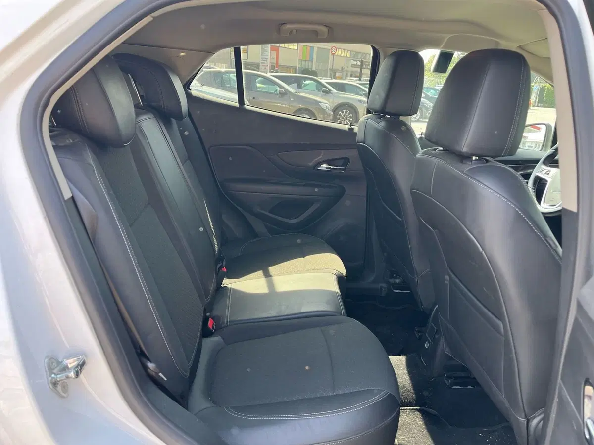 Opel Mokka usata a Milano (13)