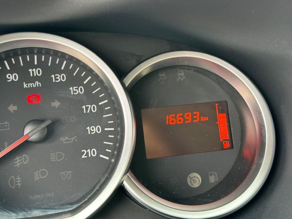 Dacia Sandero usata a Monza e Brianza (11)