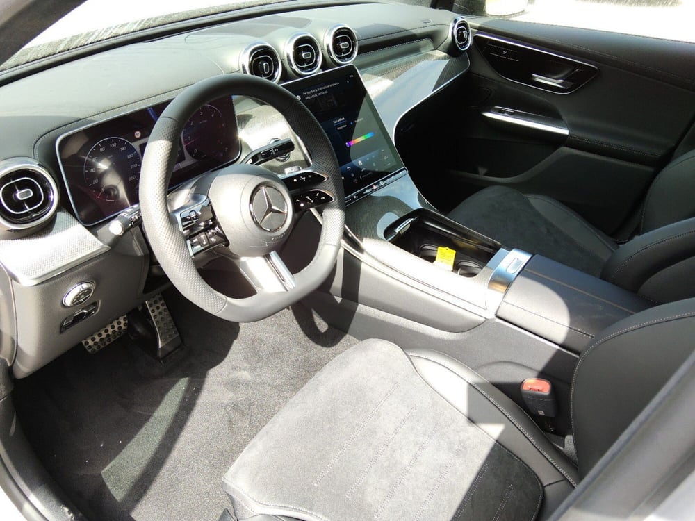 Mercedes-Benz GLC SUV nuova a Pescara (7)