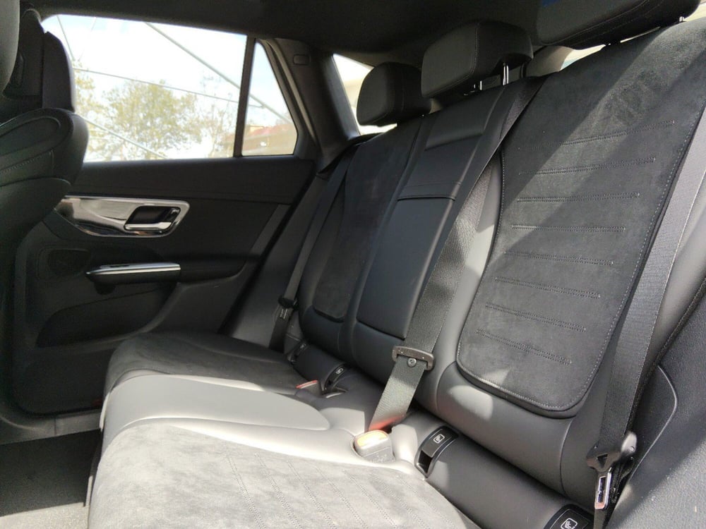Mercedes-Benz GLC SUV nuova a Pescara (9)