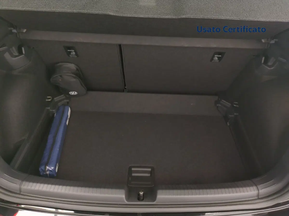 Volkswagen Polo nuova a Avellino (8)