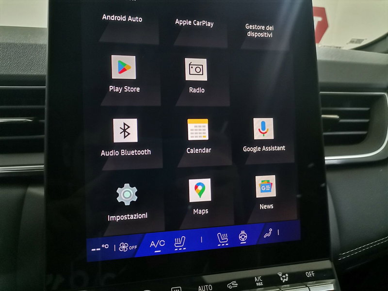 Renault Symbioz usata a Salerno (17)