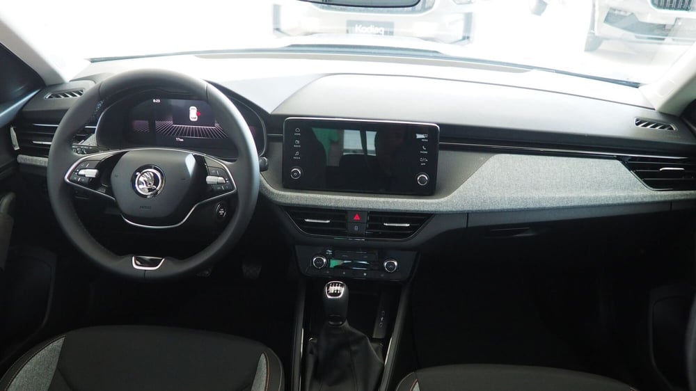 Skoda Kamiq nuova a Torino (11)
