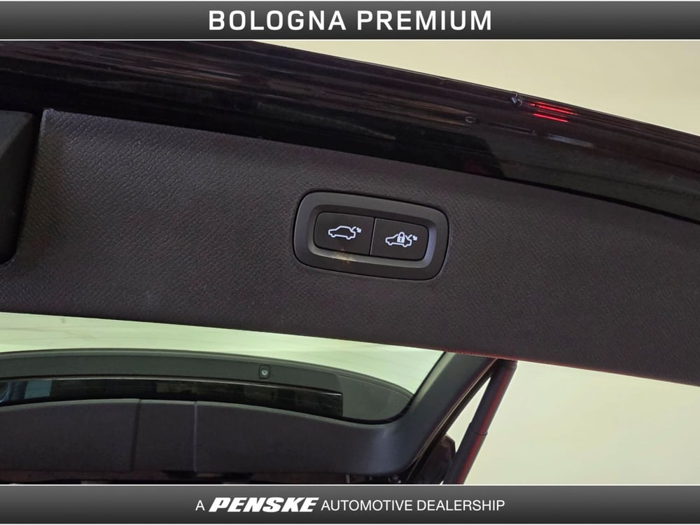Volvo XC90 usata a Bologna (10)