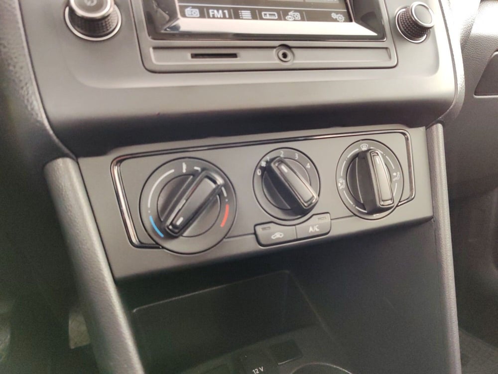 Volkswagen Polo usata a Massa-Carrara (14)