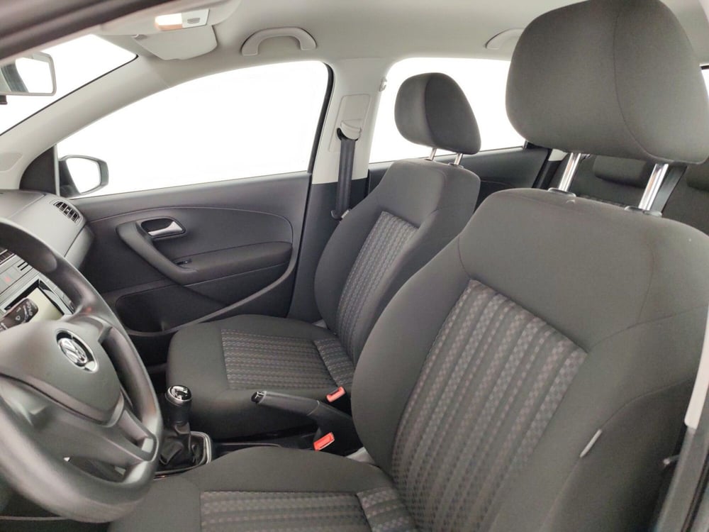 Volkswagen Polo usata a Massa-Carrara (9)