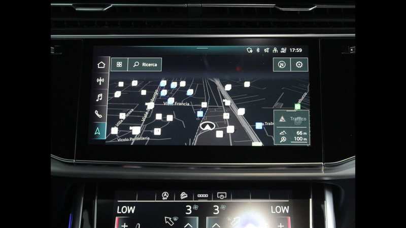 Audi Q7 usata a Palermo (17)