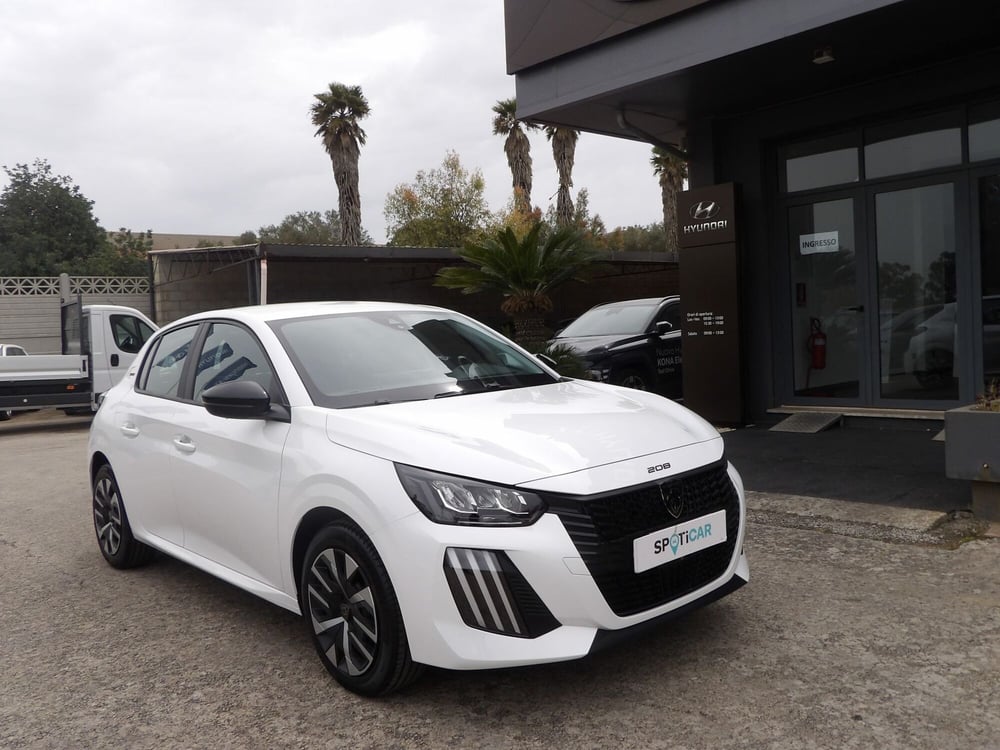 Peugeot 208 nuova a Catania (3)