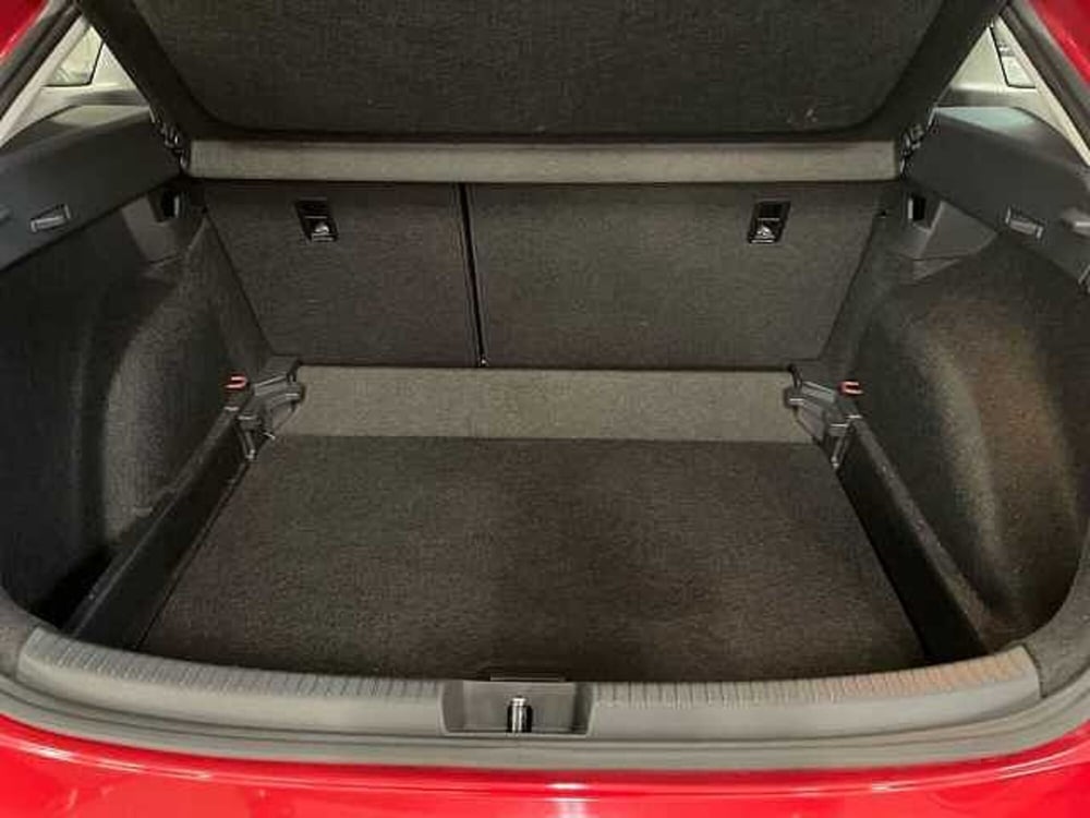Volkswagen Taigo usata a Prato (8)
