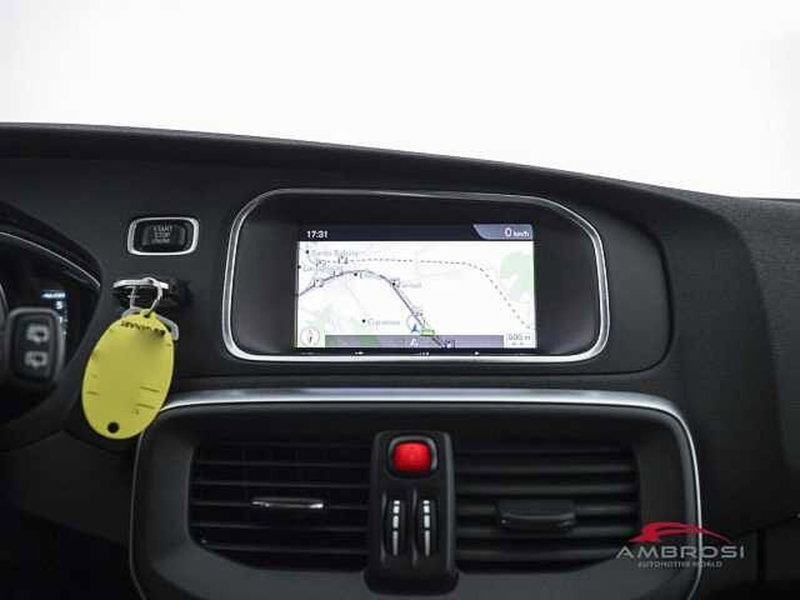 Volvo V40 usata a Viterbo (17)