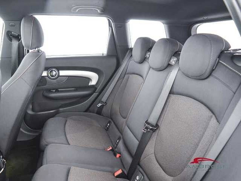 MINI Mini Clubman usata a Viterbo (10)