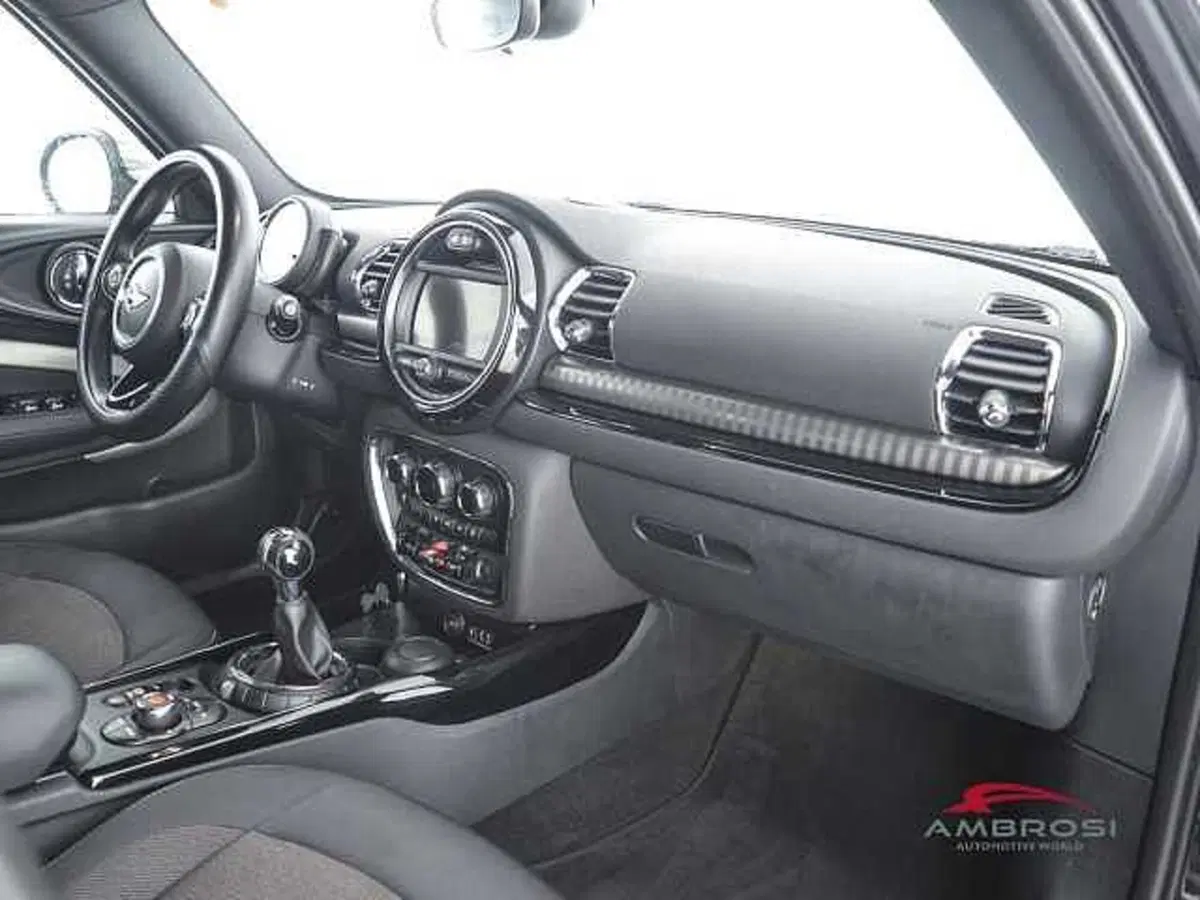 MINI Mini Clubman usata a Viterbo (12)