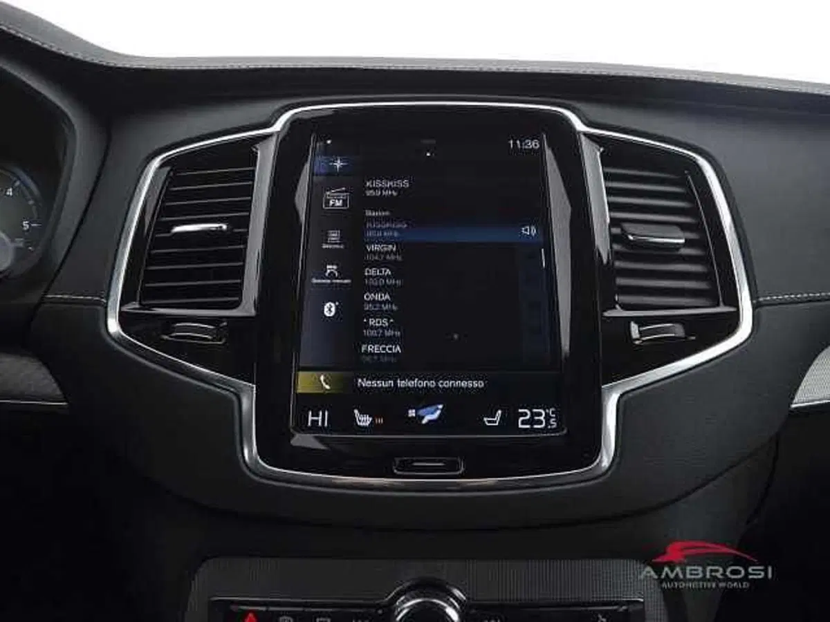 Volvo XC90 usata a Viterbo (14)