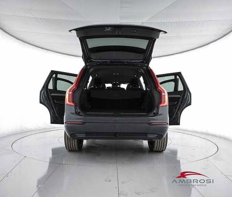 Volvo XC90 usata a Viterbo (7)