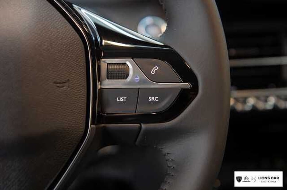 Peugeot 208 nuova a Lodi (16)