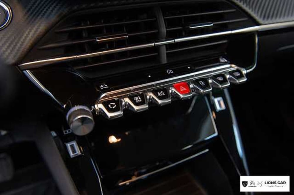 Peugeot 208 nuova a Lodi (19)