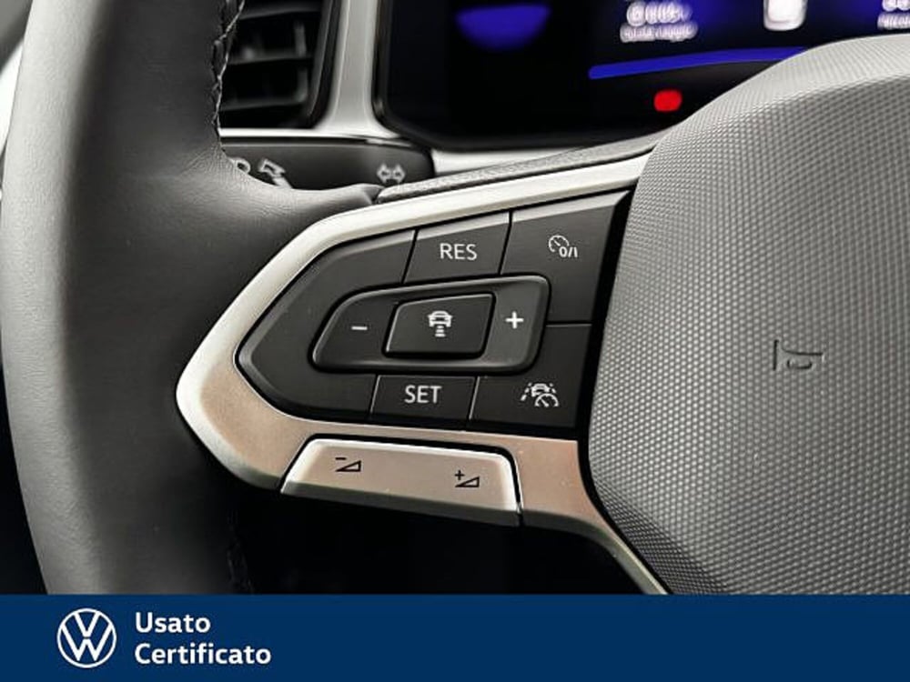 Volkswagen T-Roc nuova a Vicenza (18)