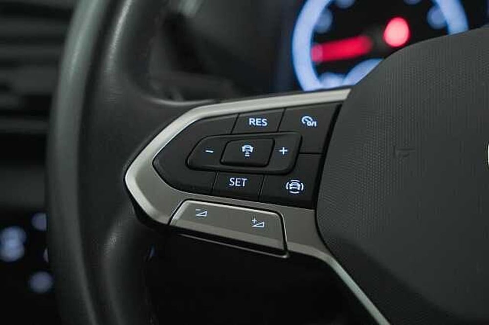 Volkswagen T-Cross usata a Como (20)