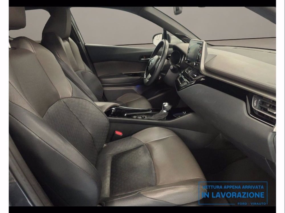 Toyota Toyota C-HR usata a Catania (14)