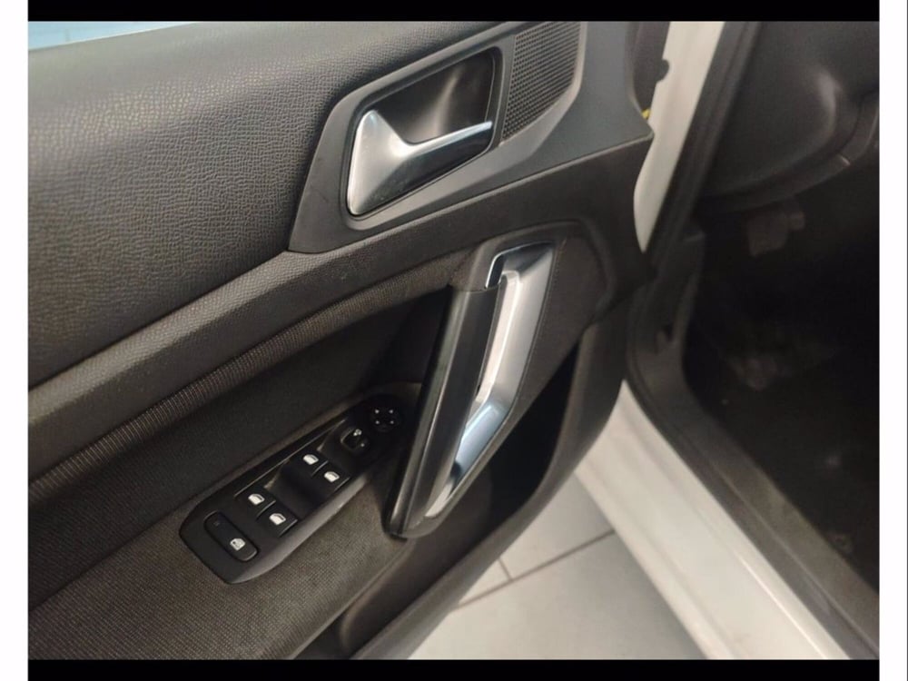 Peugeot 308 SW usata a Catania (10)