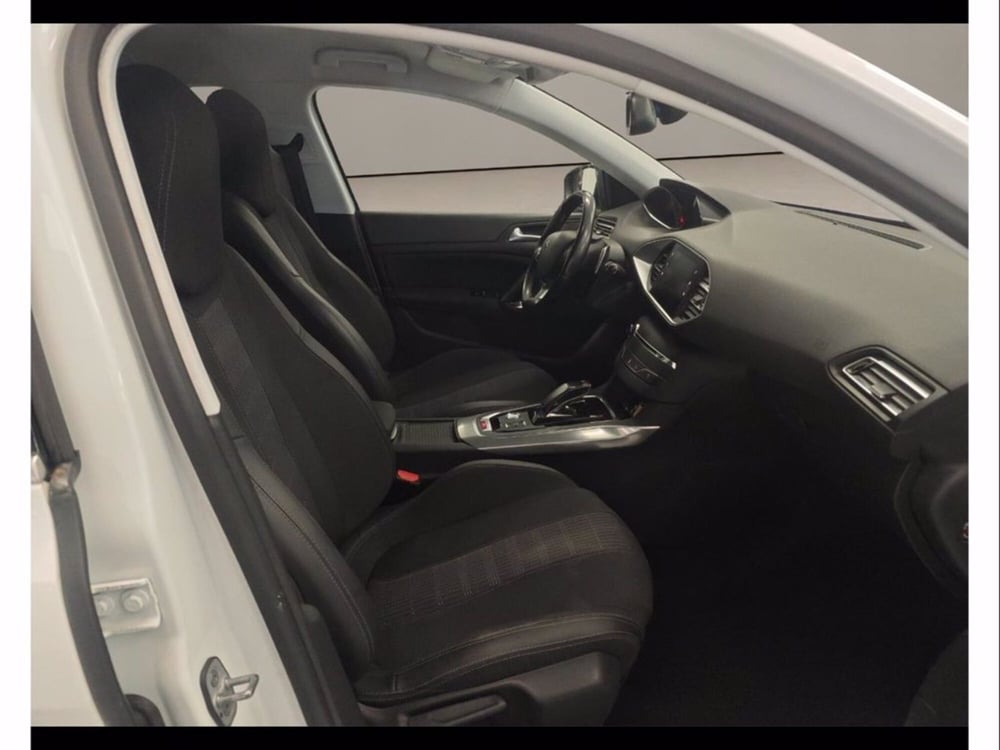 Peugeot 308 SW usata a Catania (14)