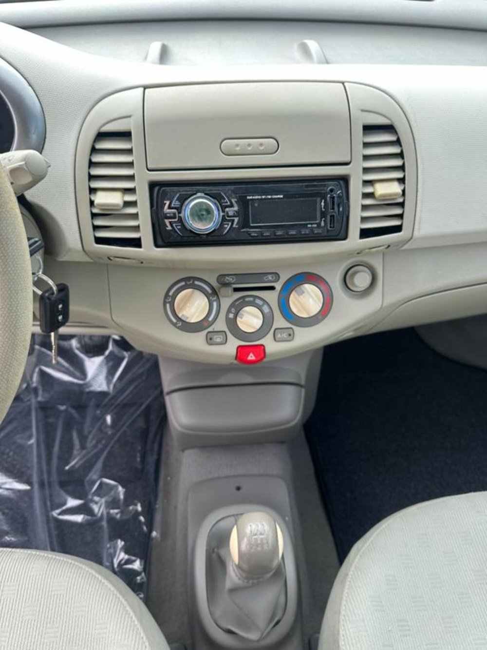 Nissan Micra usata a Pordenone (7)