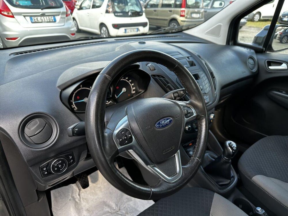 Ford Tourneo Courier usata a Torino (9)