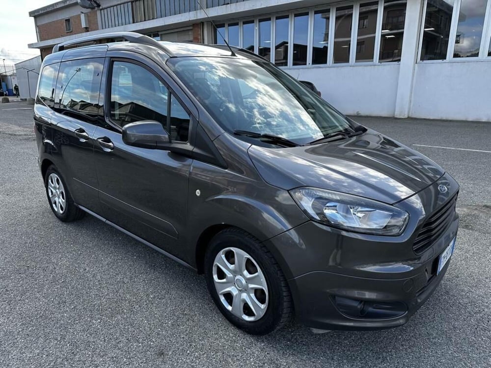 Ford Tourneo Courier usata a Torino (2)
