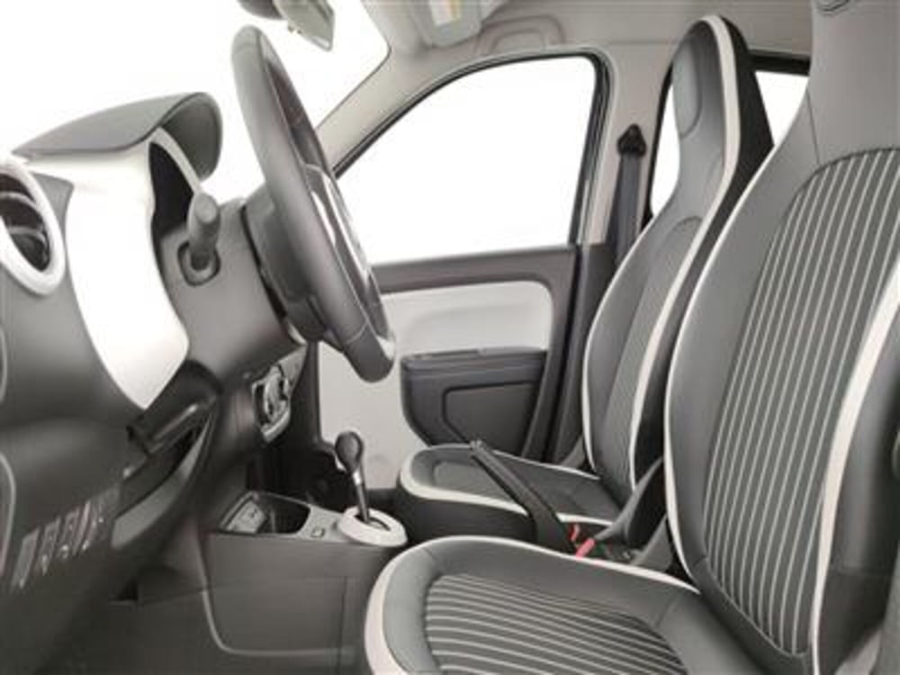 Renault Twingo usata a Bari (13)