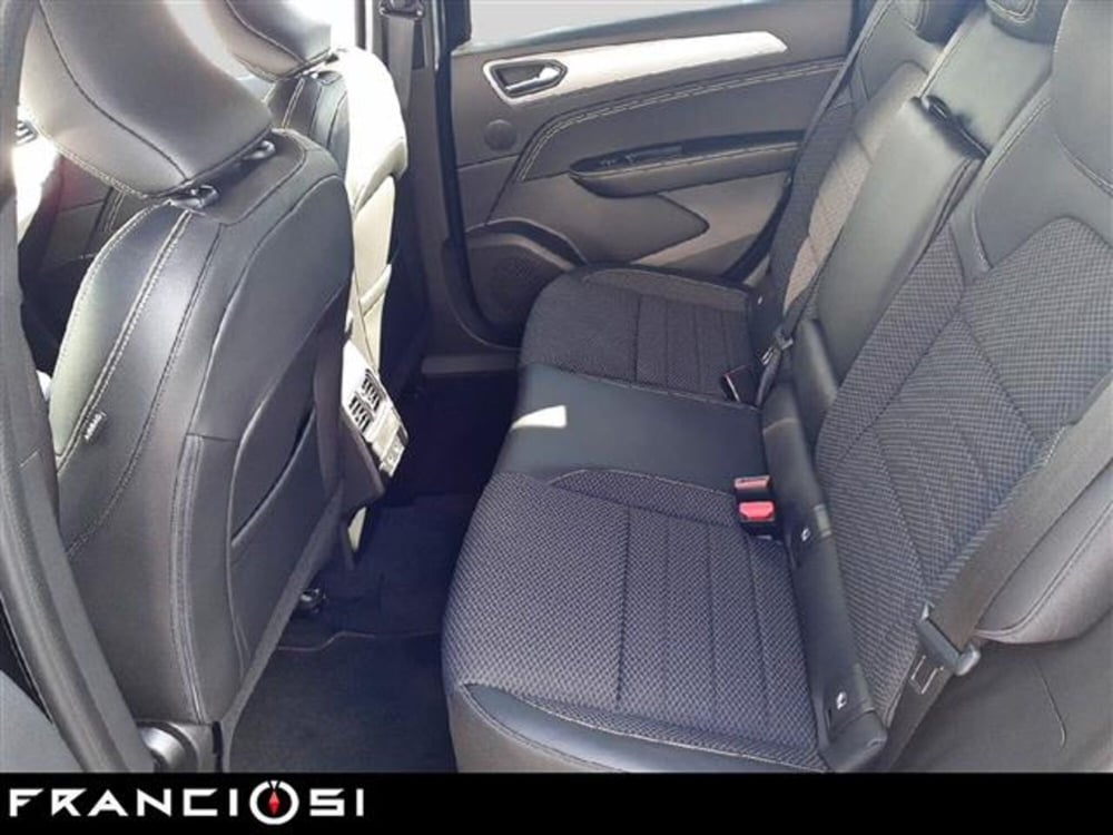 Renault Arkana nuova a Modena (8)