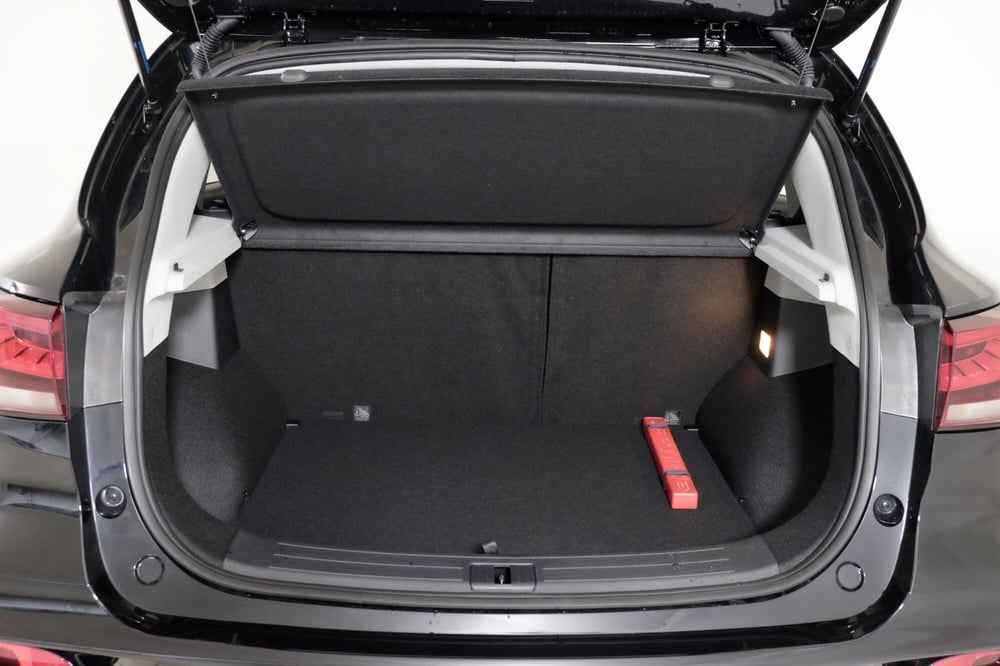 Mg ZS nuova a Asti (8)
