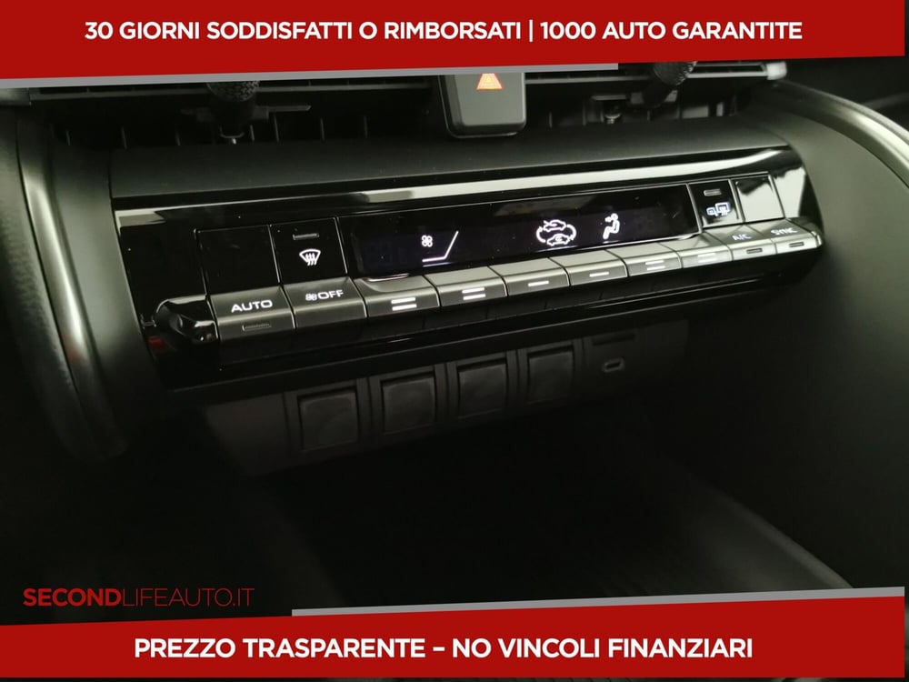 Toyota Toyota C-HR nuova a Roma (11)