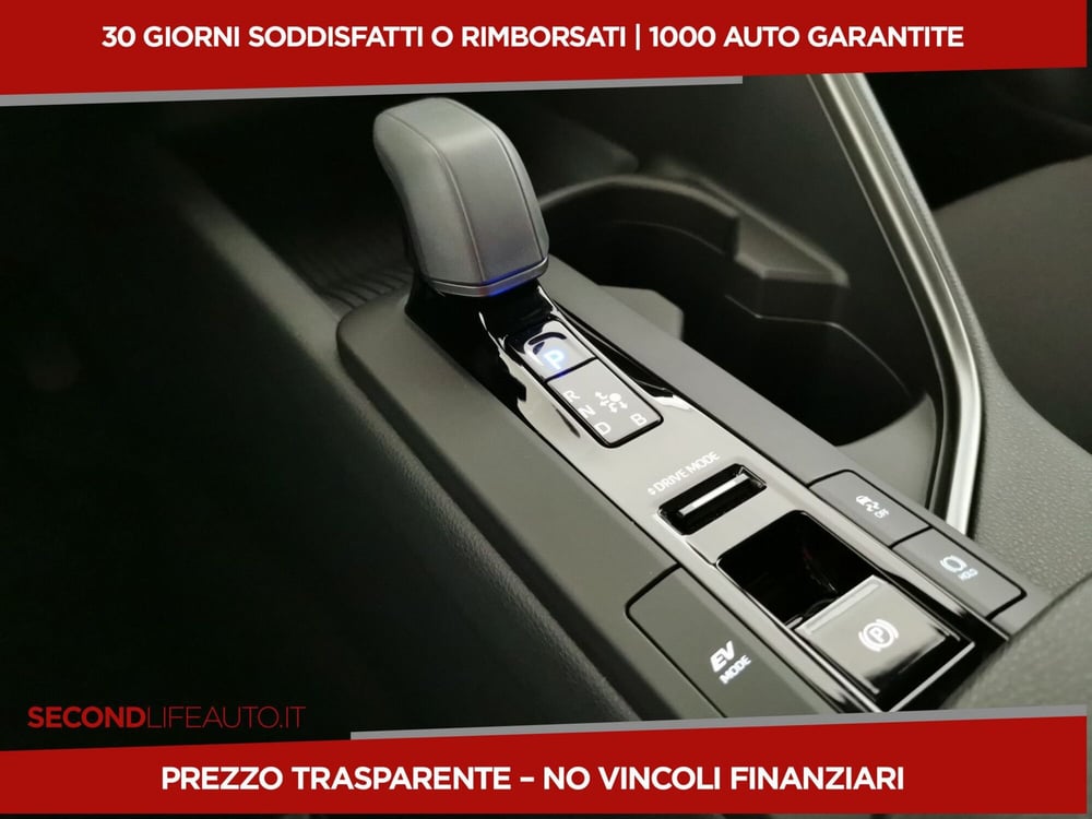 Toyota Toyota C-HR nuova a Roma (12)