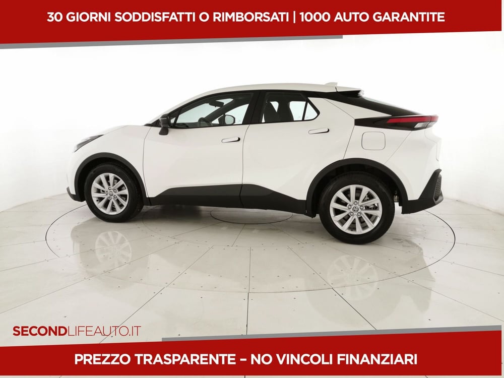 Toyota Toyota C-HR nuova a Roma (2)