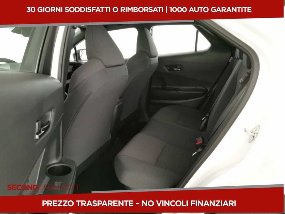 Toyota Toyota C-HR nuova a Roma (6)