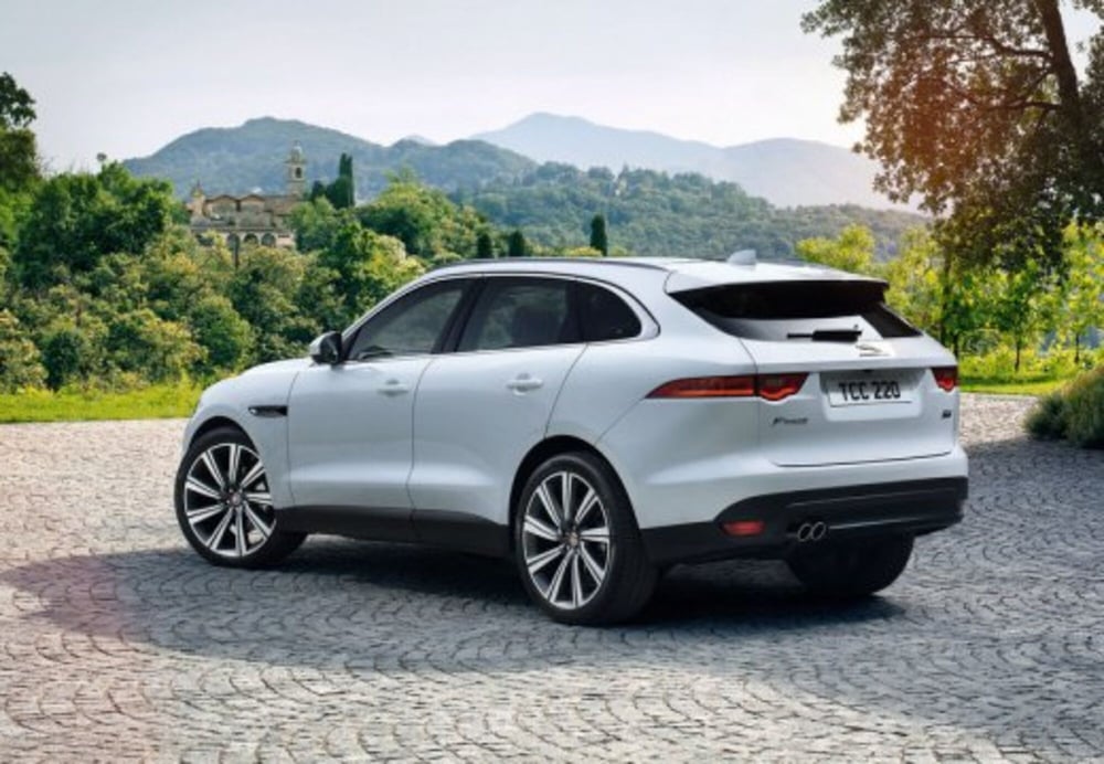 Jaguar F-Pace usata a Parma (11)