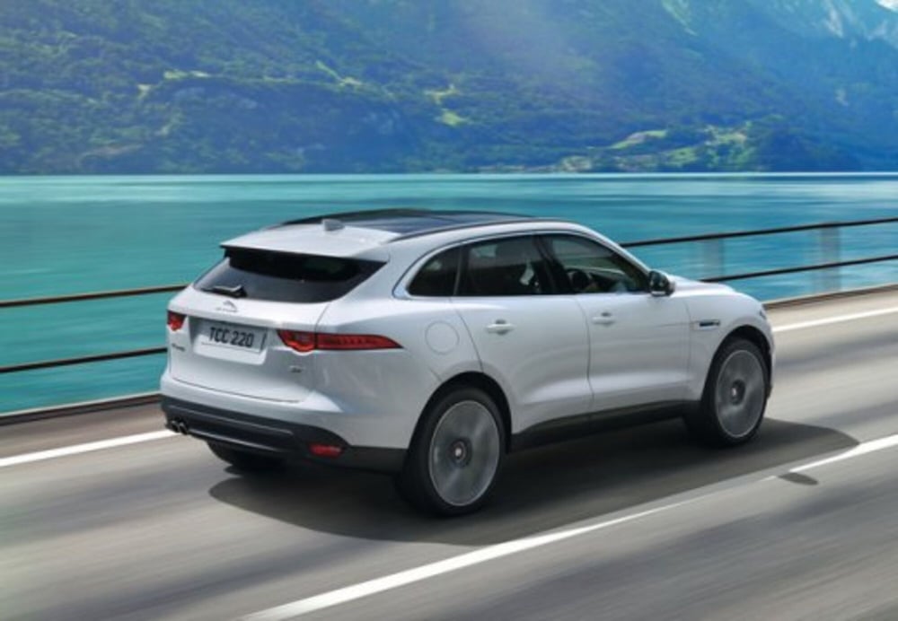 Jaguar F-Pace usata a Parma (13)