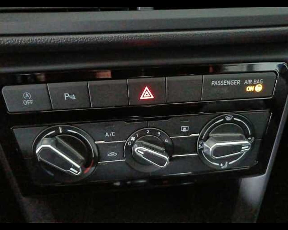 Volkswagen T-Cross usata a Roma (13)