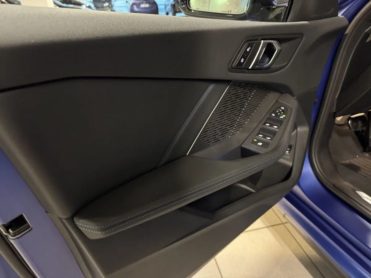 BMW Serie 1 nuova a Messina (7)